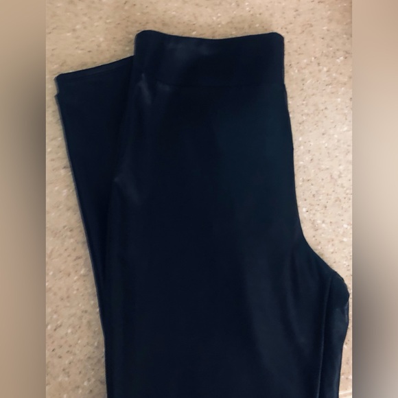 EXPRESS black super high rise faux leather leggings w/ stretch NEW w/ tags RE$69 - Picture 8 of 12